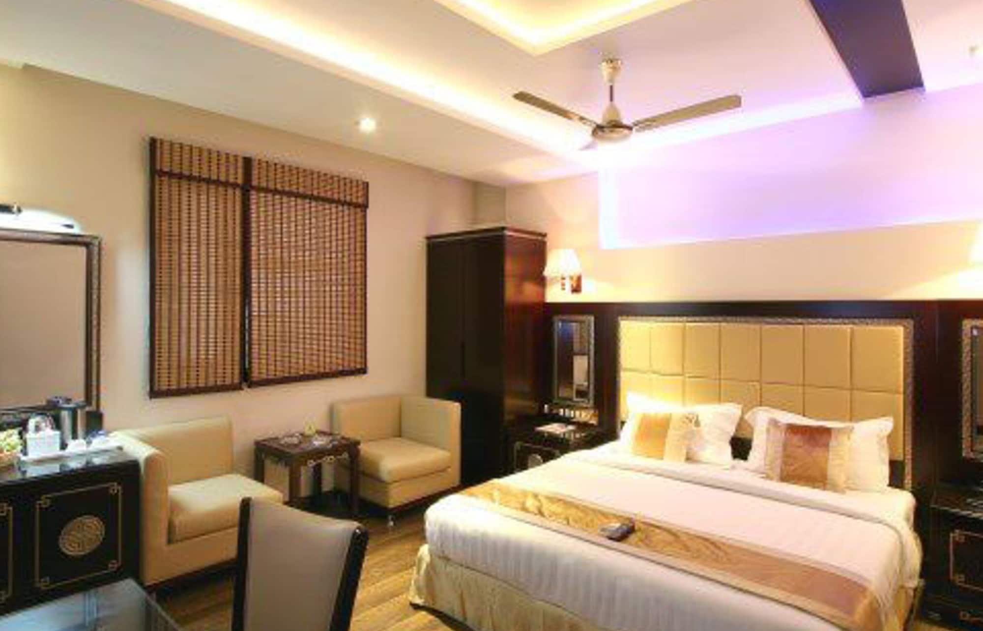 Dewdrop Intercity Hotel Delhi  Extérieur photo